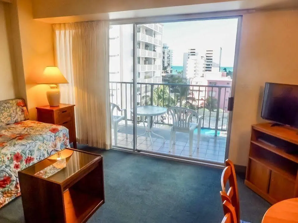 Unipack At Waikiki Park Heights Hostel United States